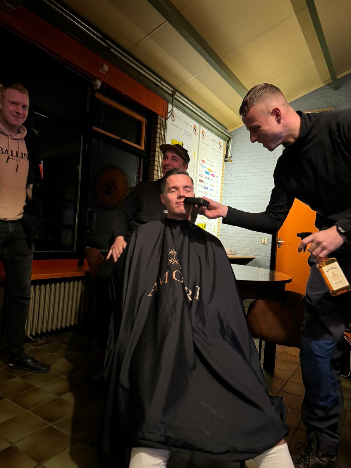 FC LEO doet mee aan Movember